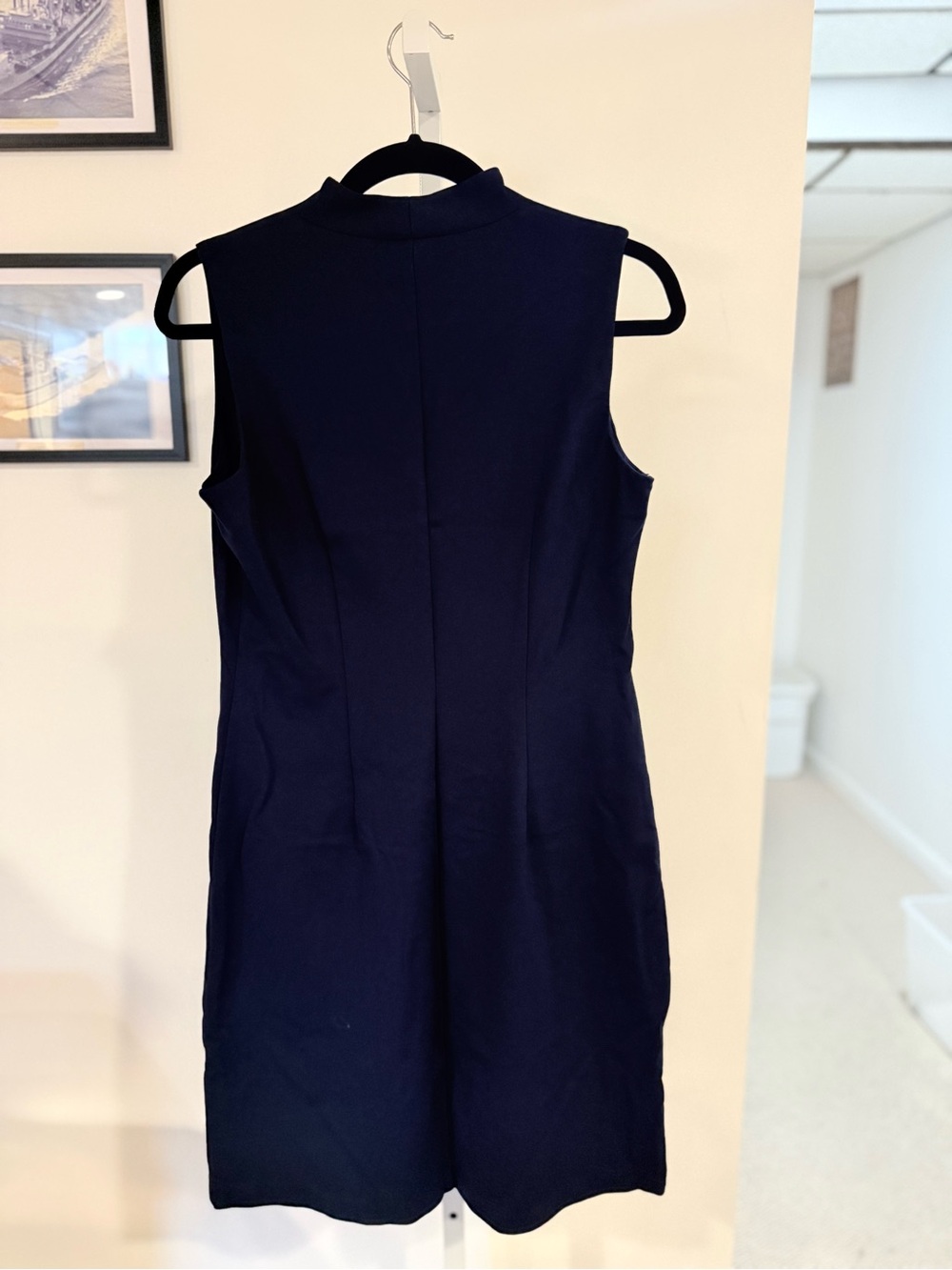 J. McLaughlin Navy Scallop Neck Sleeveless Dress - Picture 3 of 4